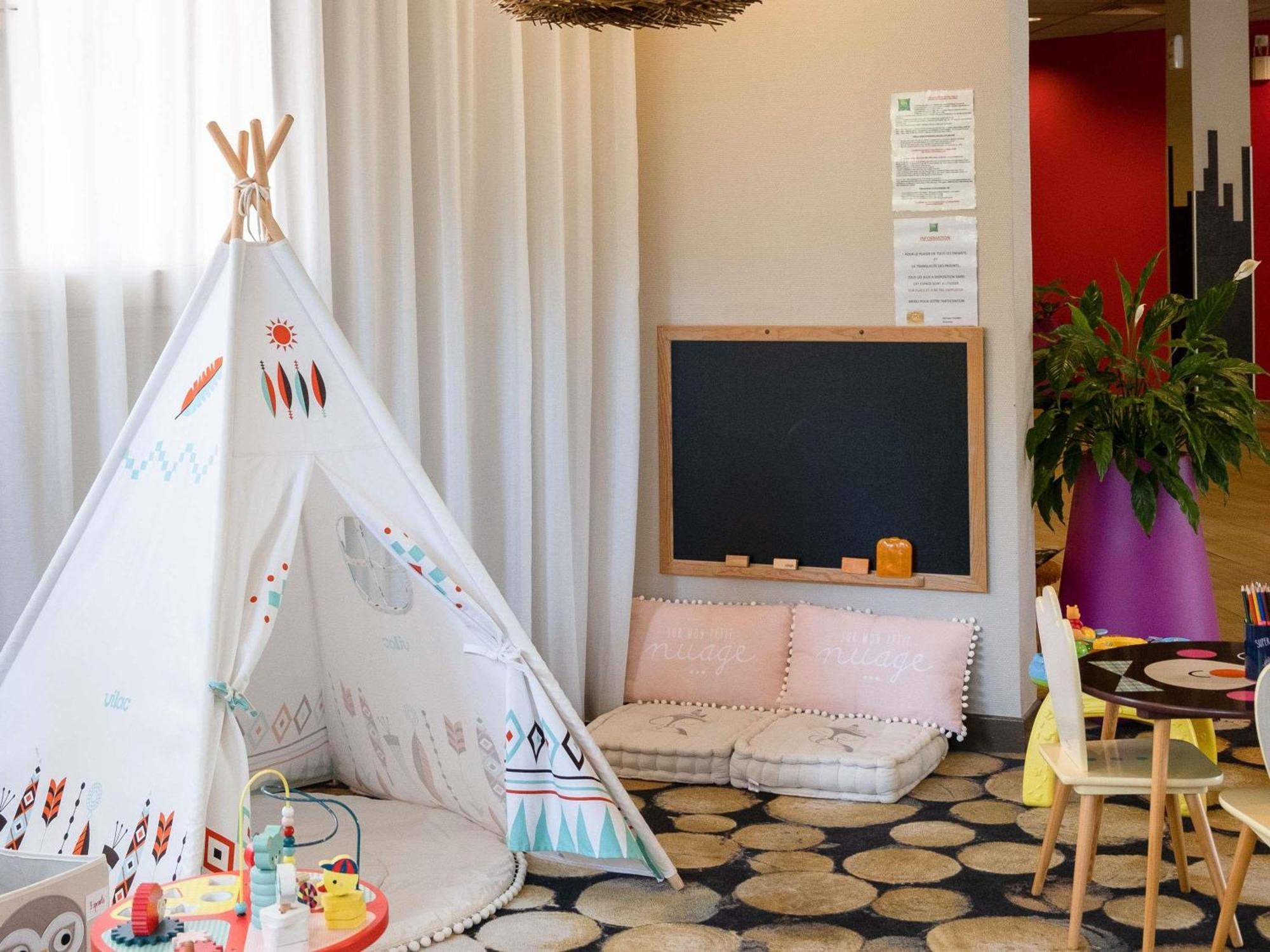 Ibis Styles Centre 3*